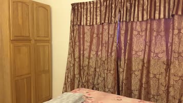 1 chambre, bureau, fer et planche Ă  repasser, Wi-Fi gratuit