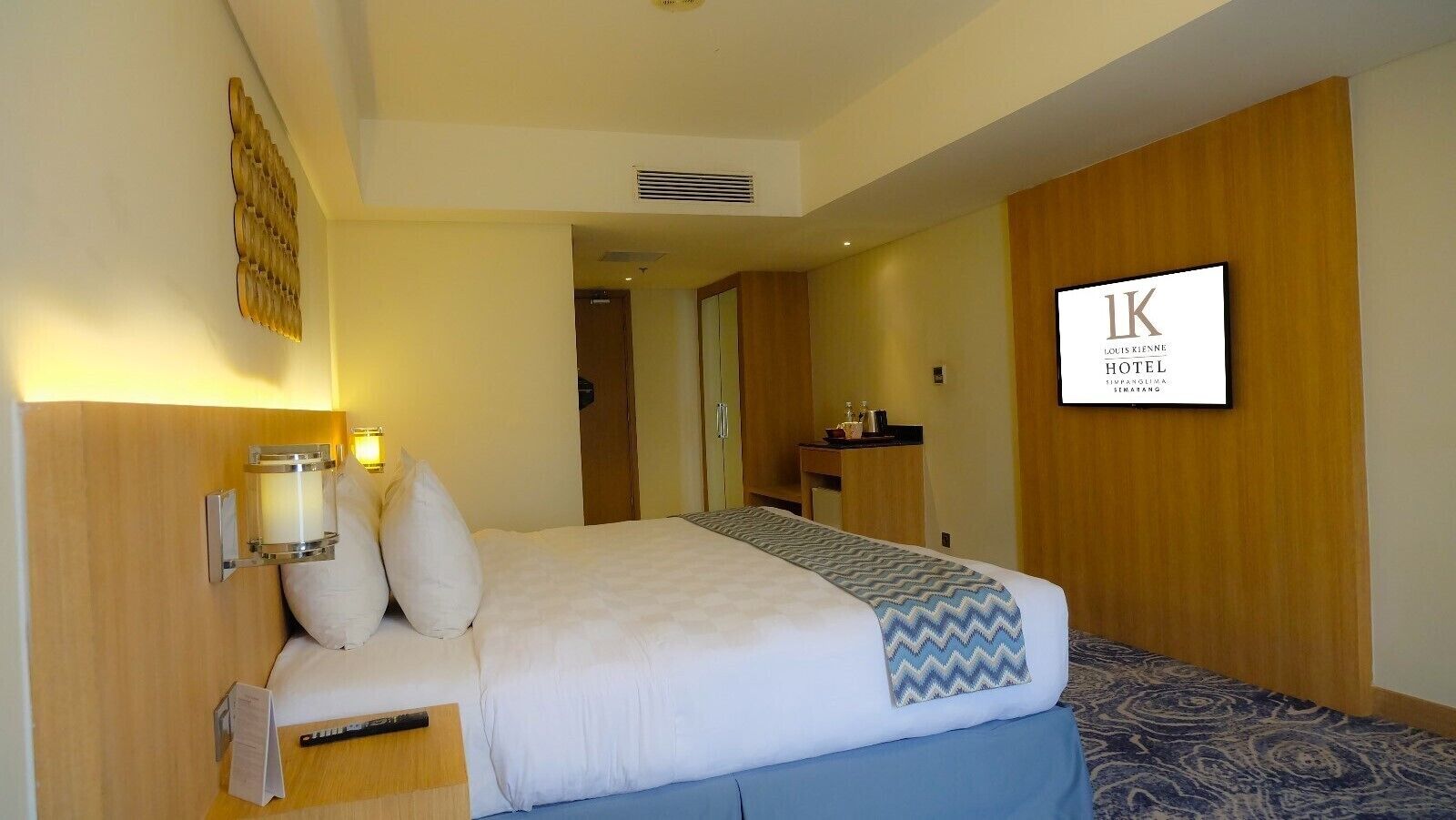 Premium bedding, in-room safe, desk, free wired internet