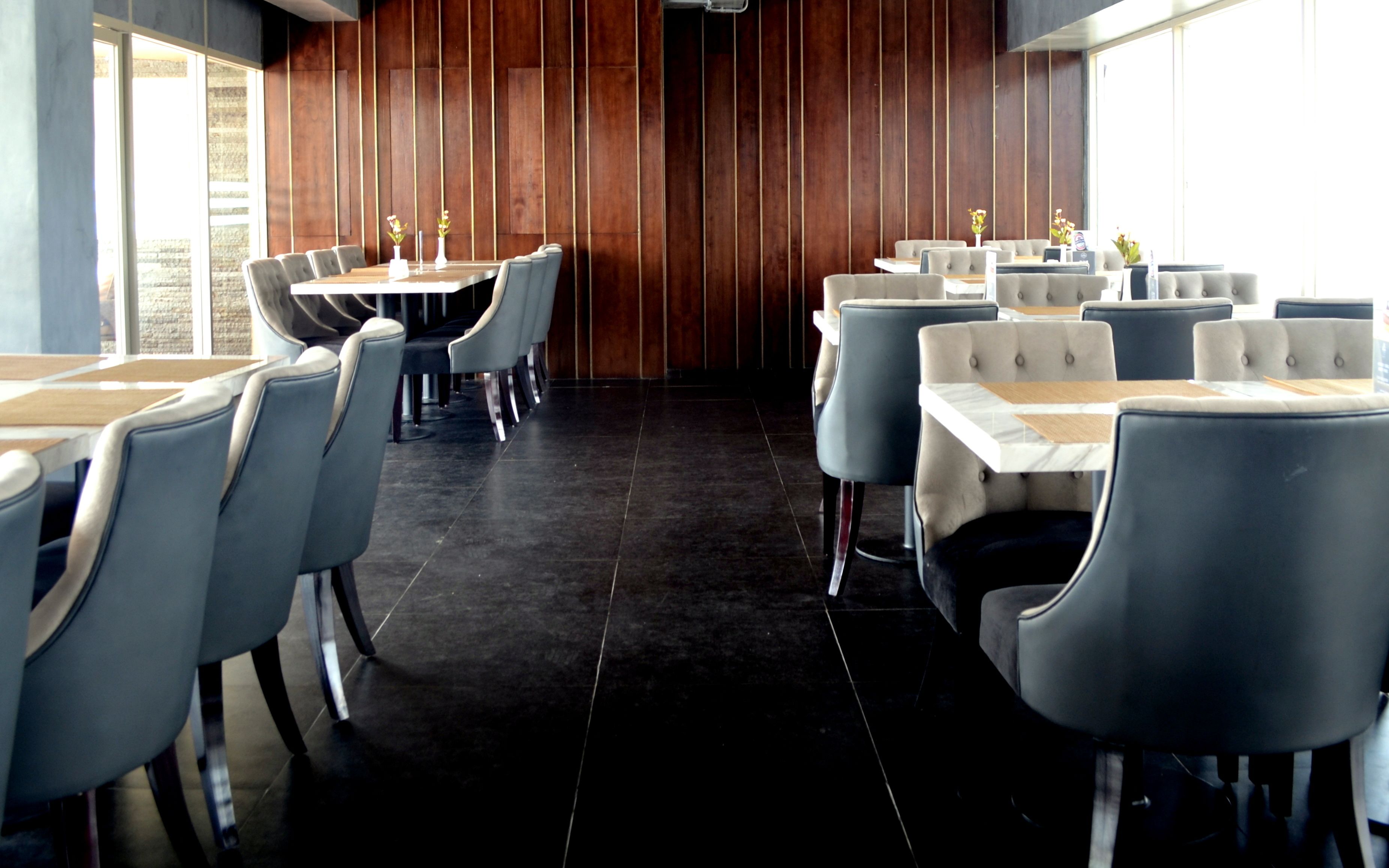 Café da manhã, almoço e jantar