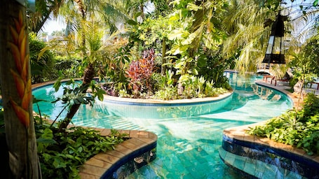 3 outdoor pools, free cabanas, pool umbrellas