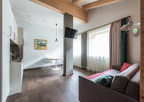 Private kitchen - Residence Antares (Selva di Val Gardena)