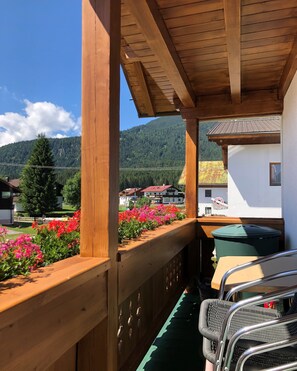 Apartment, 1 Schlafzimmer (Nr. 2) | Blick vom Balkon