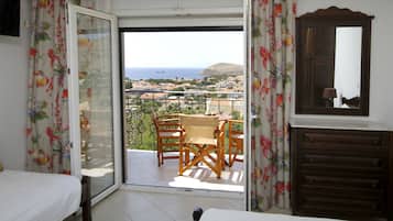 In-room safe, iron/ironing board, free WiFi
