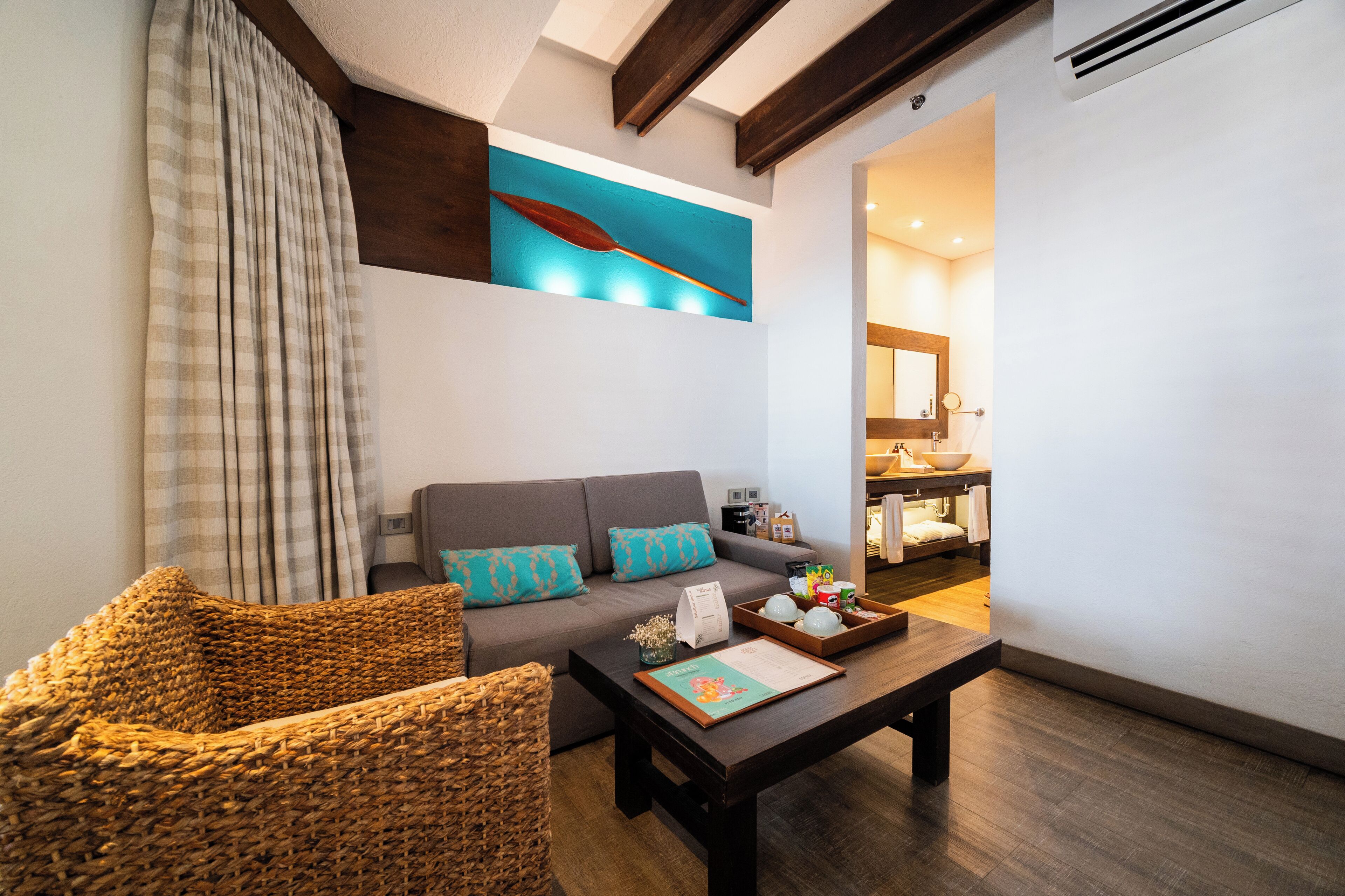 junior double room, 1 king bed | 1 bedroom, premium bedding, minibar, in-room safe