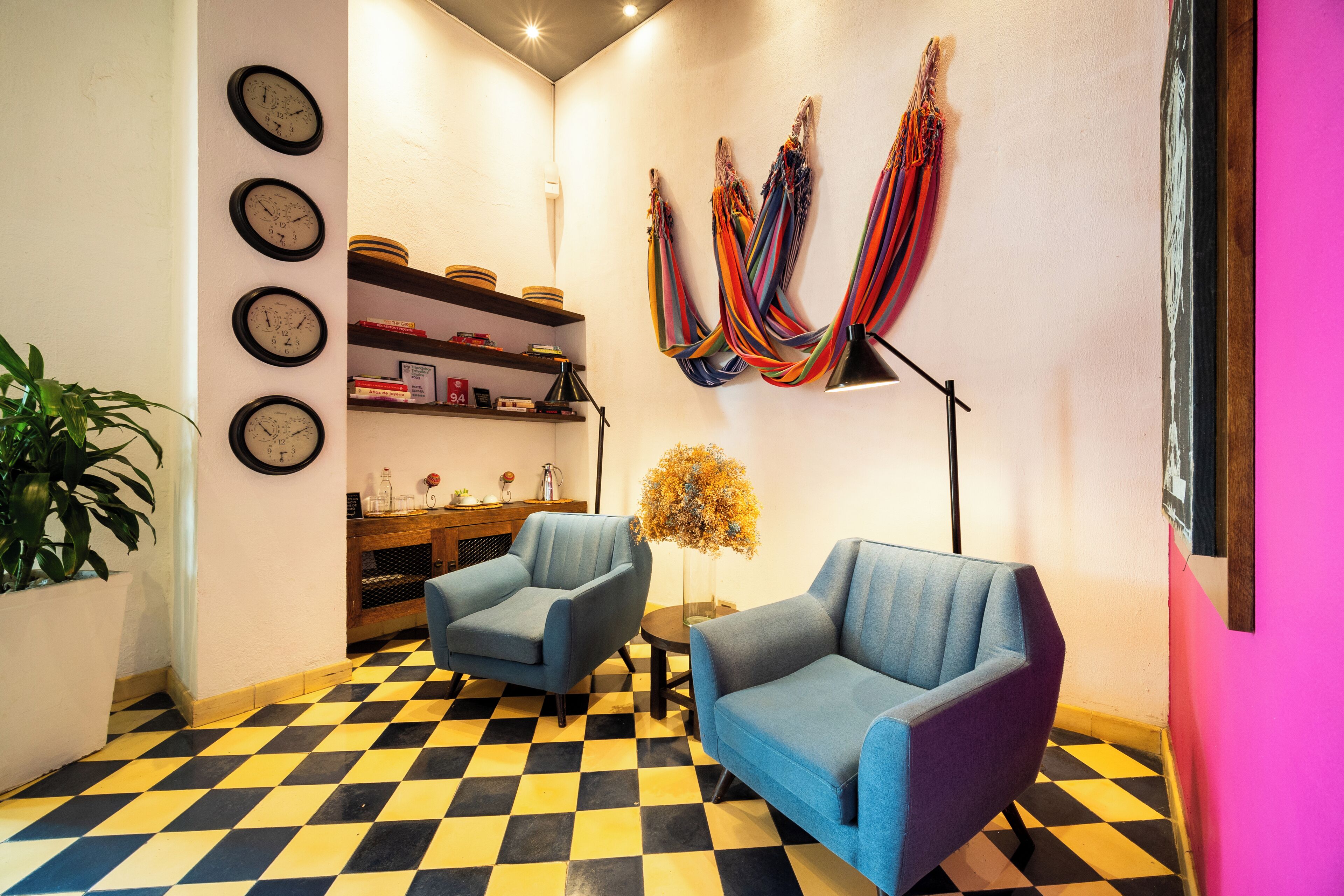 40-inch led tv with satellite channels, tv