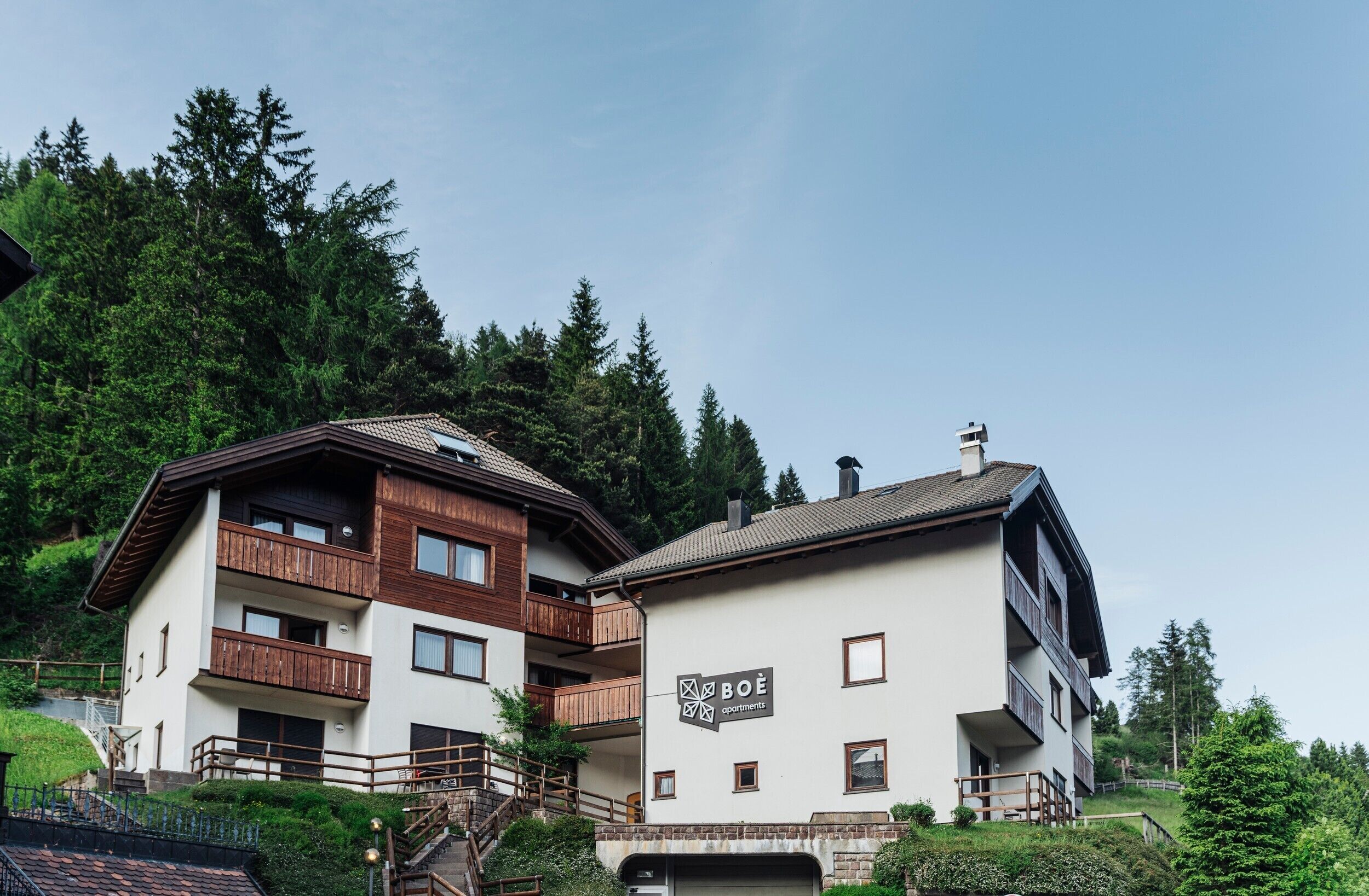 Facciata della struttura