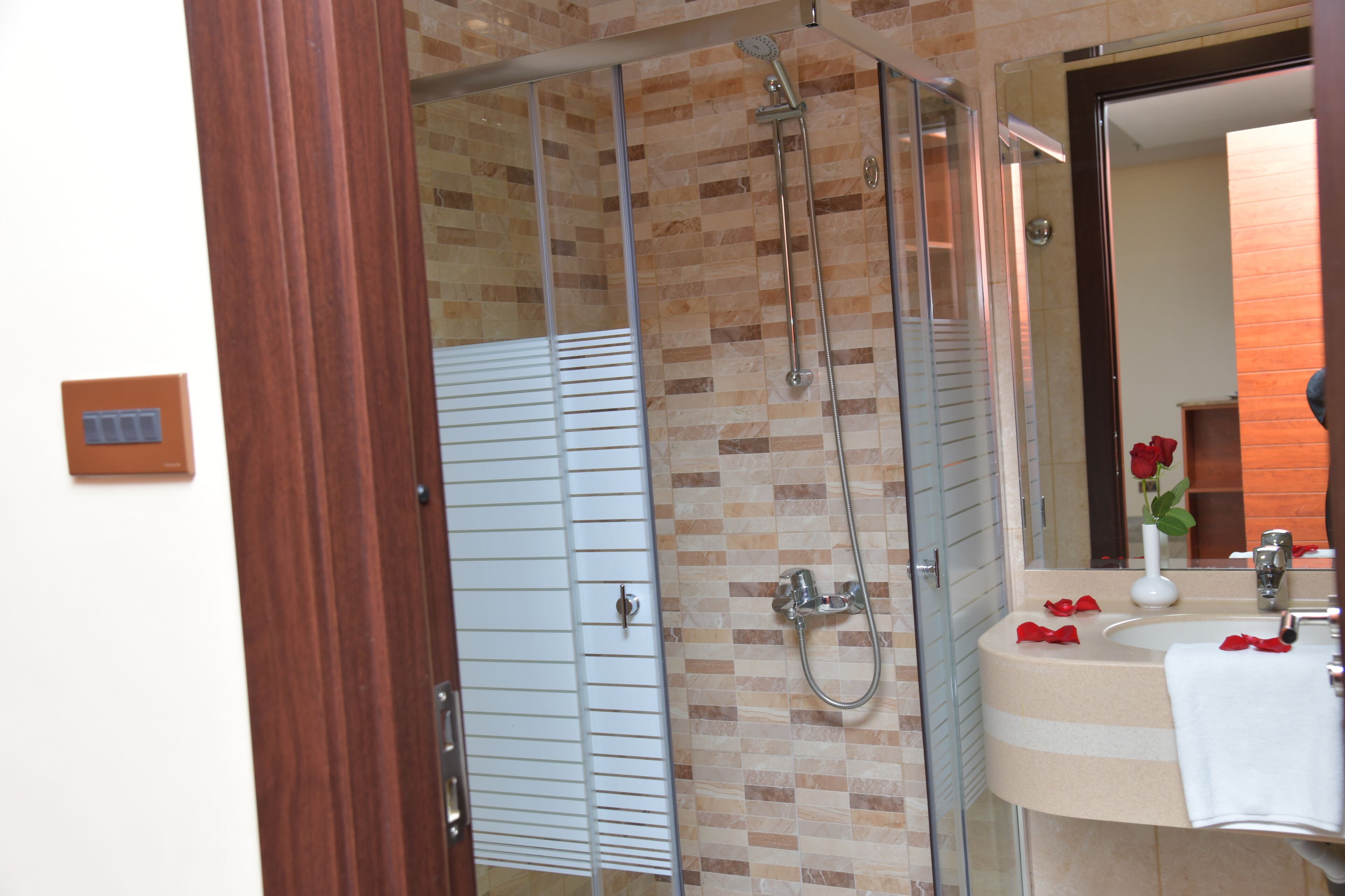 Photo - Best Western Plus Salmiya