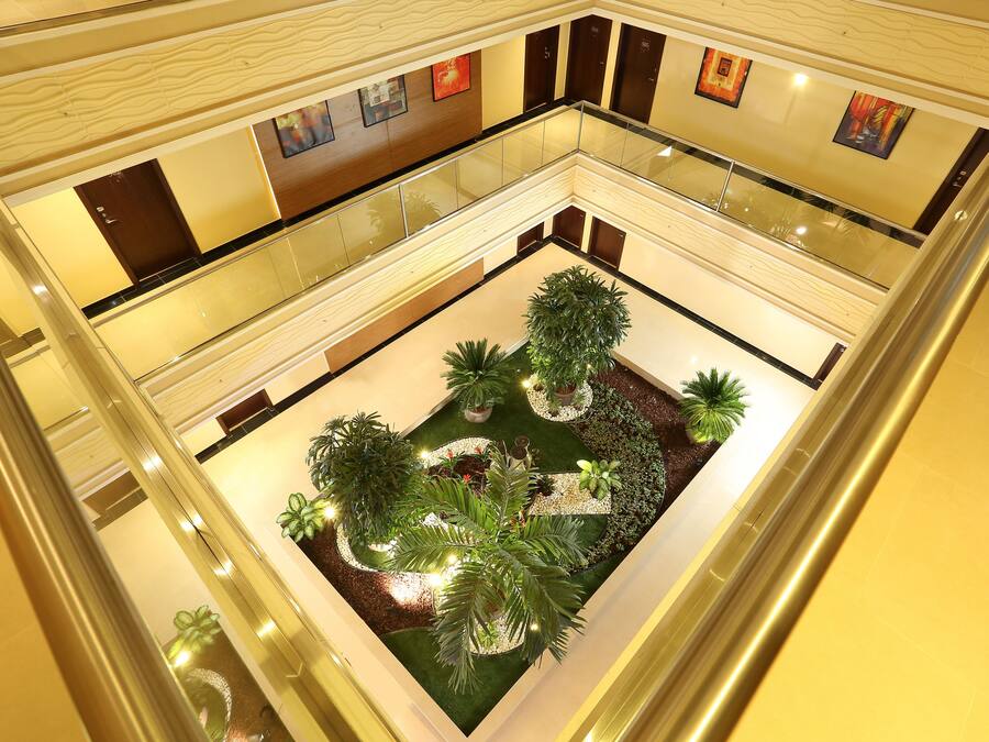 Pintu masuk interior