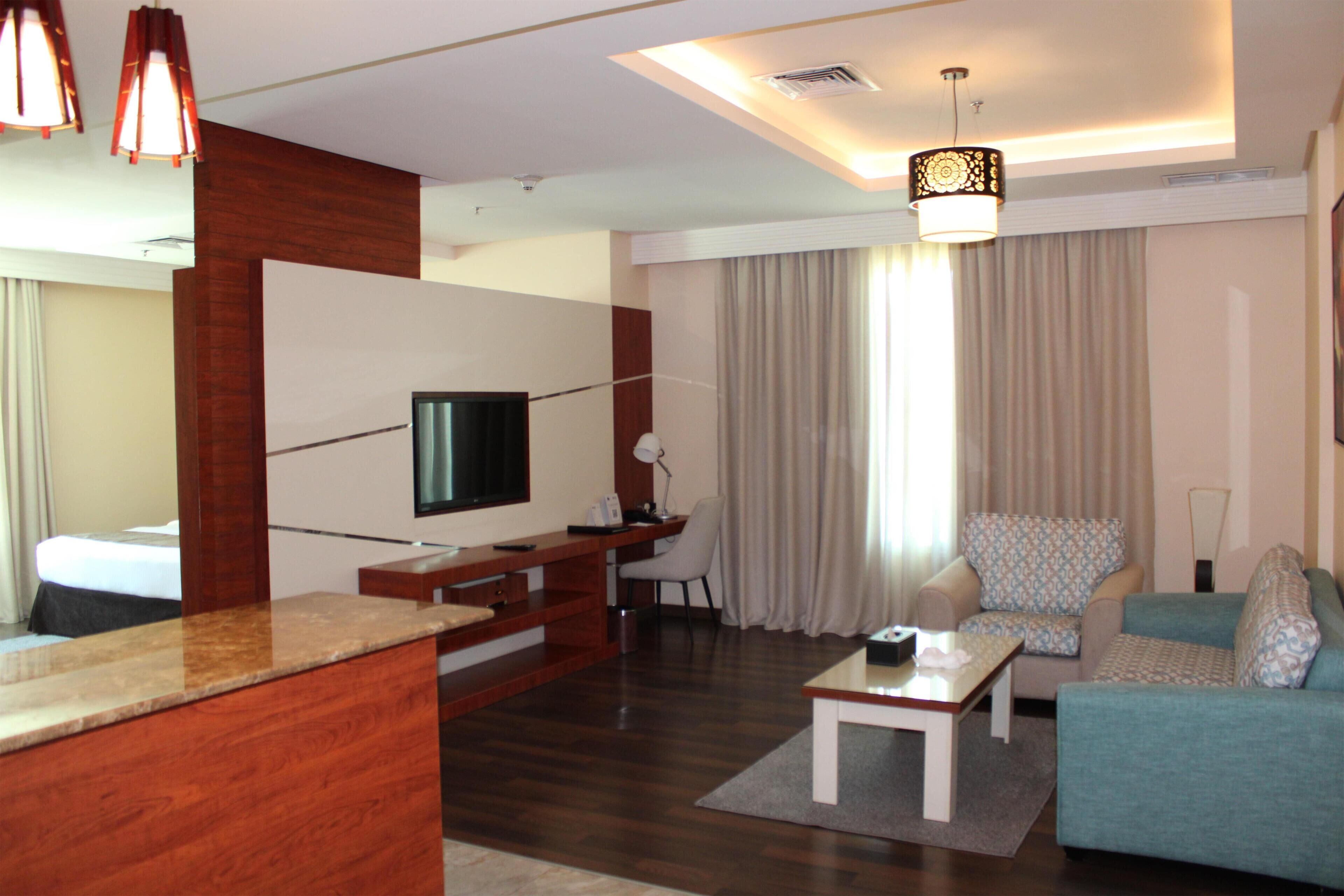 Photo - Best Western Plus Salmiya