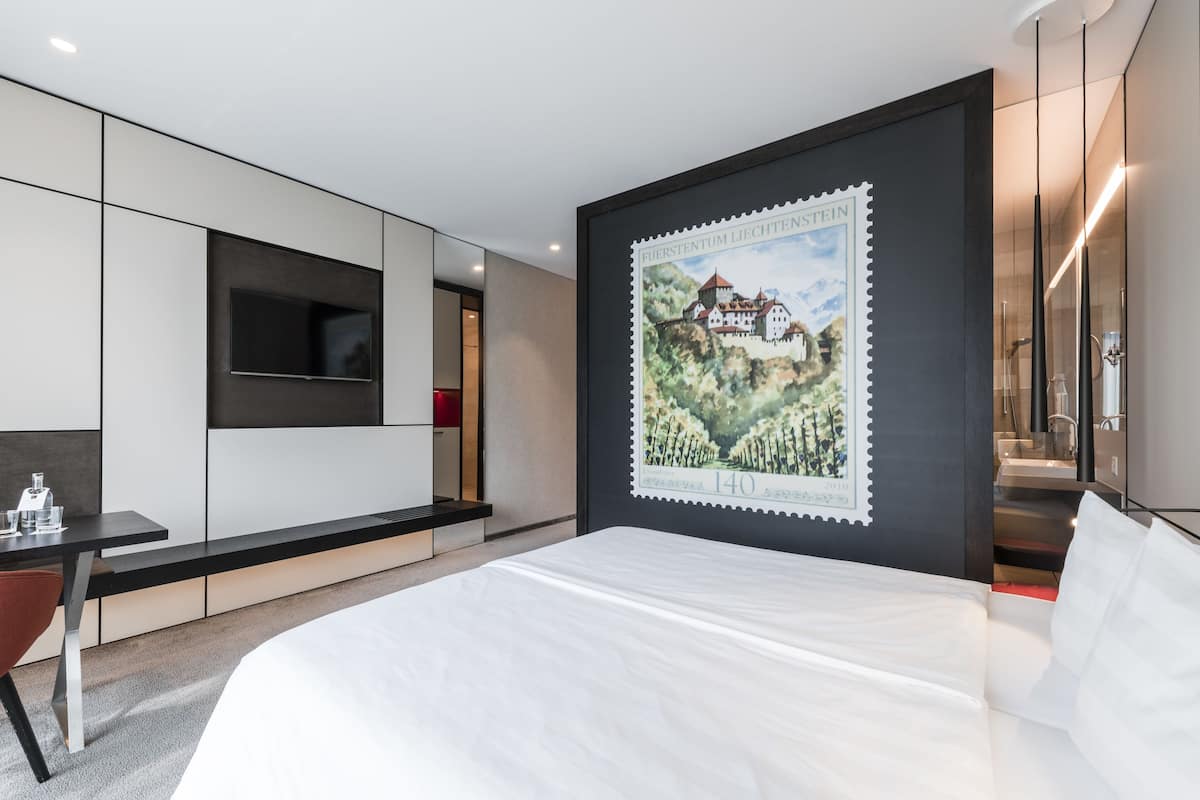 Comfort Double or Twin Room | 1 bedroom, premium bedding, in-room safe, desk