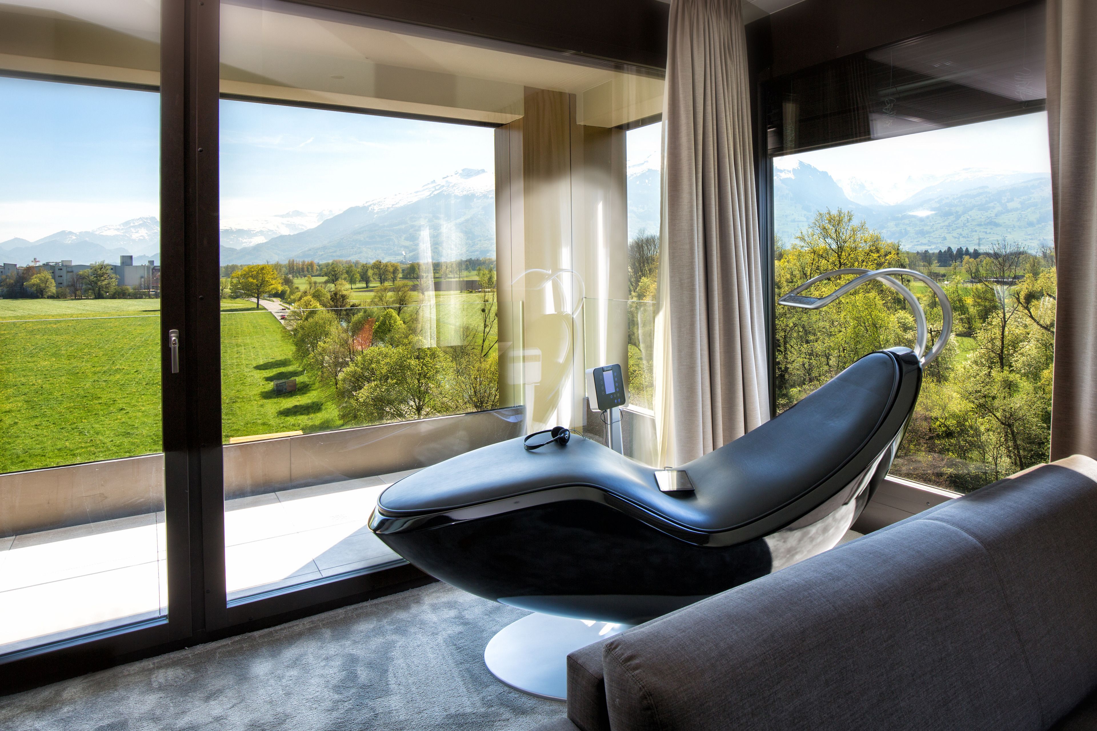 42-inch flat-screen TV with cable channels, TV