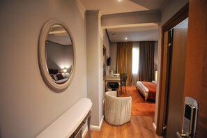 Chambre Double Standard, 1 grand lit, non-fumeur