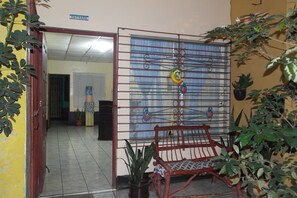 Entrada al alojamiento