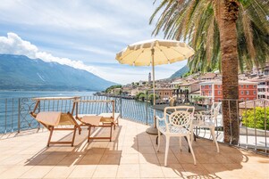 Double or Twin Room, Balcony, Lake View | Rooftop terrace