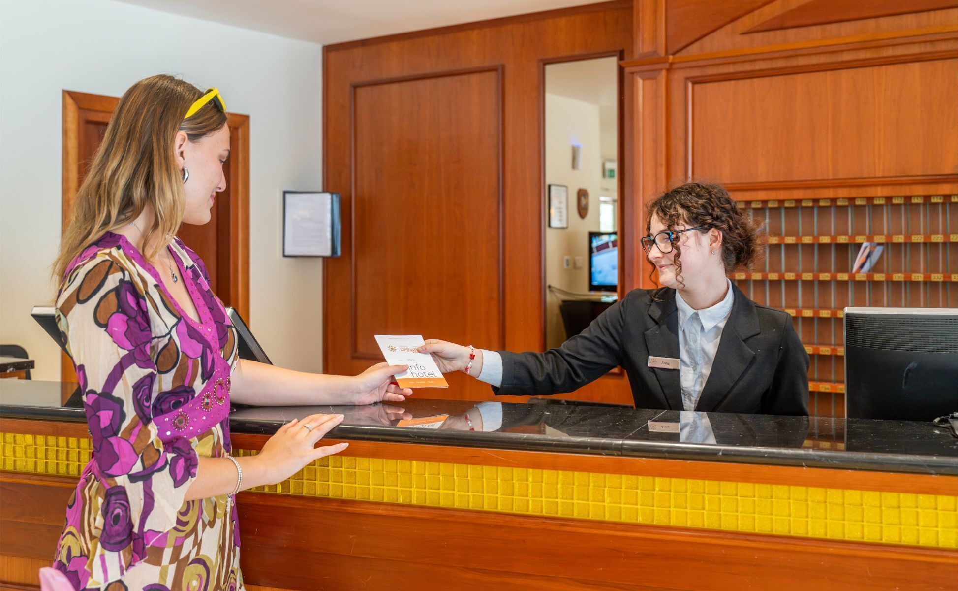 Double Best Price | Caja fuerte, sistema de insonorización, wifi gratis y ropa de cama