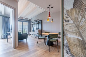 Coffres-forts dans les chambres, chambres insonorisées, Wi-Fi gratuit