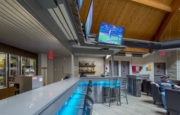 Bar (en la propiedad)