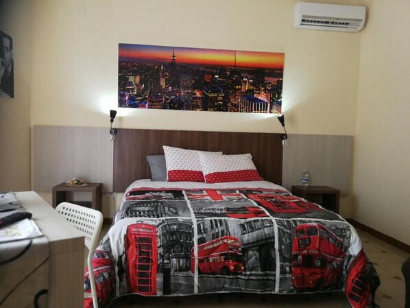 Room - Hollywood Bed & Breakfast (Villarosa)