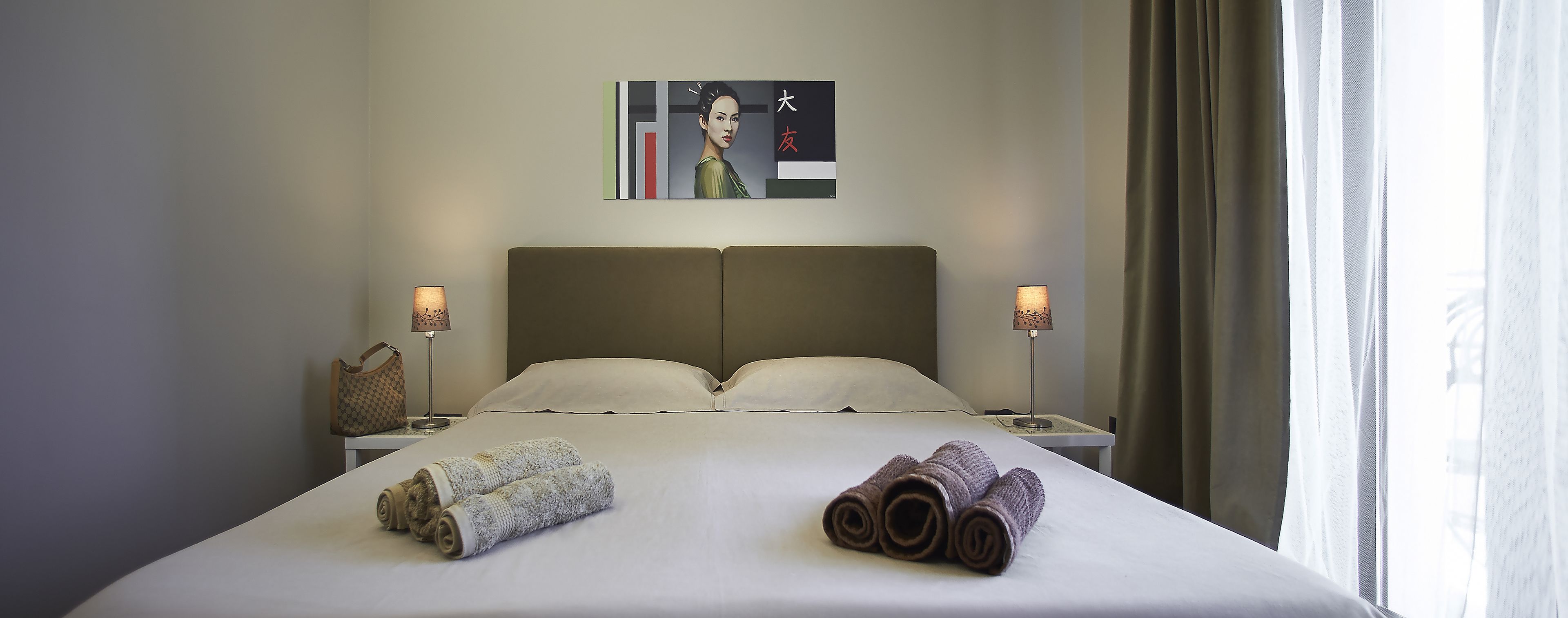 Tremannsrom – panorama, havutsikt | Italienske Frette-laken, sengetøy av topp kvalitet og dundyner