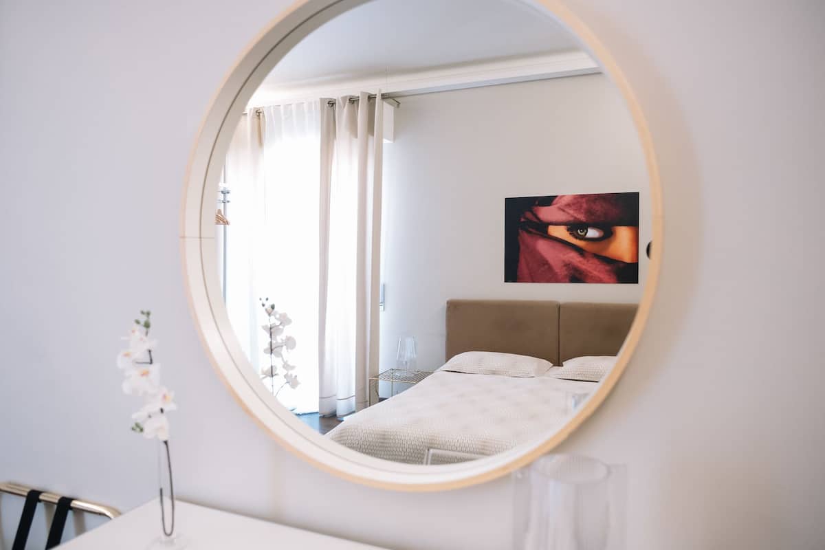 Chambre triple panoramique, vue sur lâocĂ©an | Draps italiens de Frette, literie de qualitĂ©, couette en duvet