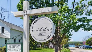 Exterior - Wilder Inn (Ephraim)