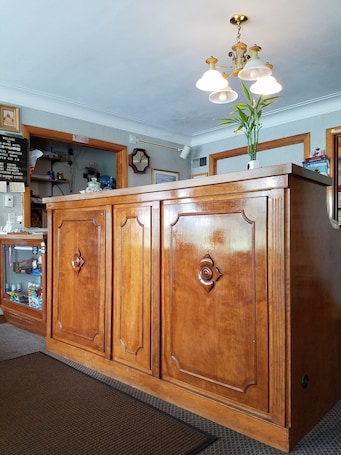 Mostrador para check-in y check-out. Du Wayne Motel