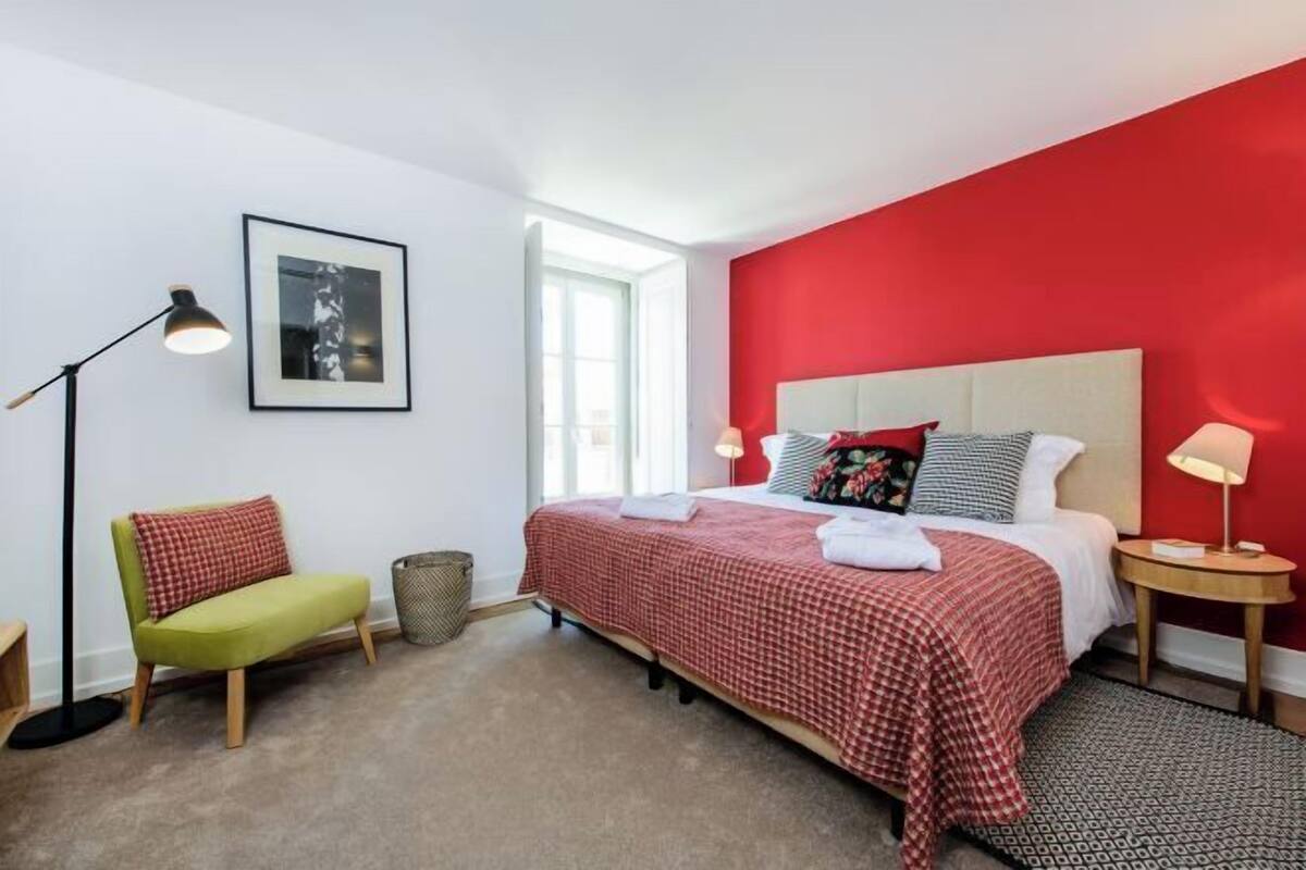 1 bedroom, soundproofing, iron/ironing board, free cots/infant beds