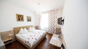 Camera doppia, 1 camera da letto | Con stile personalizzato, con arredamento individuale, postazione laptop