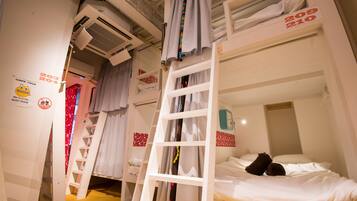 In-room safe, free WiFi, bed sheets