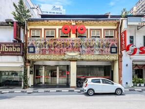 Exterior - OYO 108 Golden Palace Hotel (Kuala Lumpur)