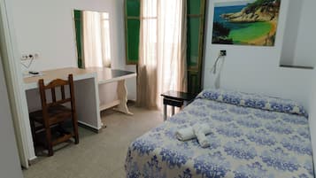 Dubbelrum | Skrivbord, gratis barnsÀngar, gratis wi-fi och sÀngklÀder