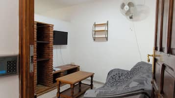 Standard-Studio, Kochnische (para 2 personas) | Schreibtisch, kostenlose Babybetten, kostenloses WLAN, Bettwäsche