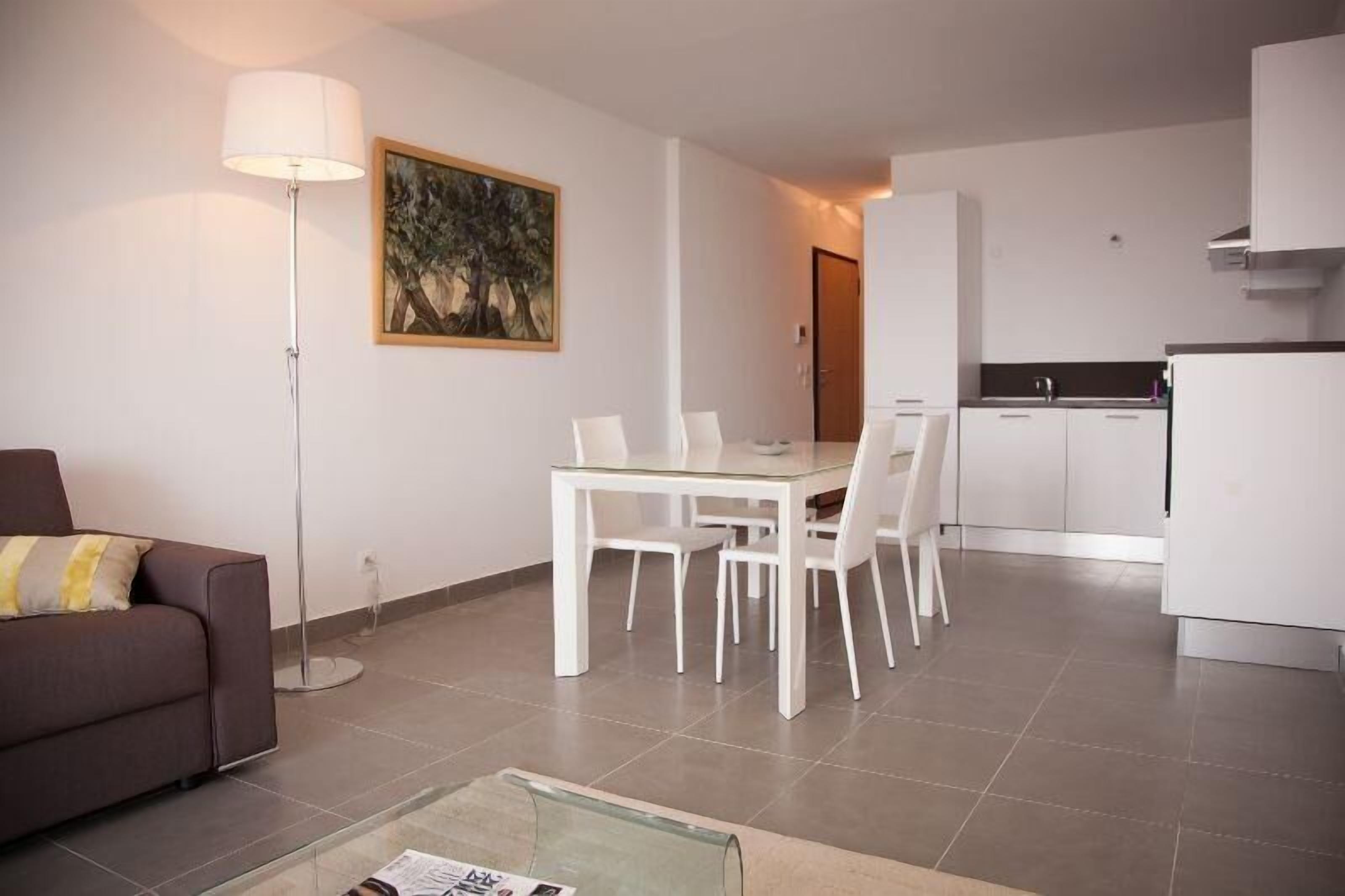 Restauration dans la chambre