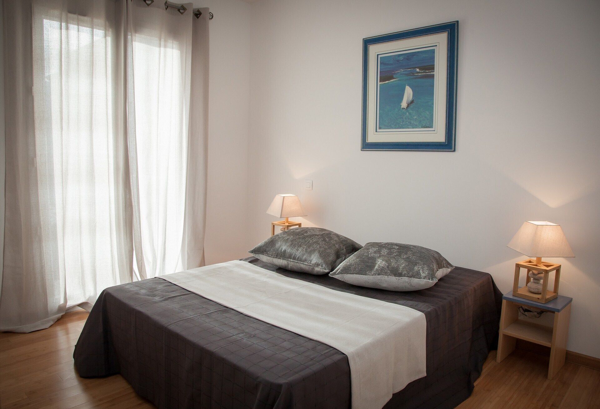 Soundproofing, WiFi (free), bed sheets