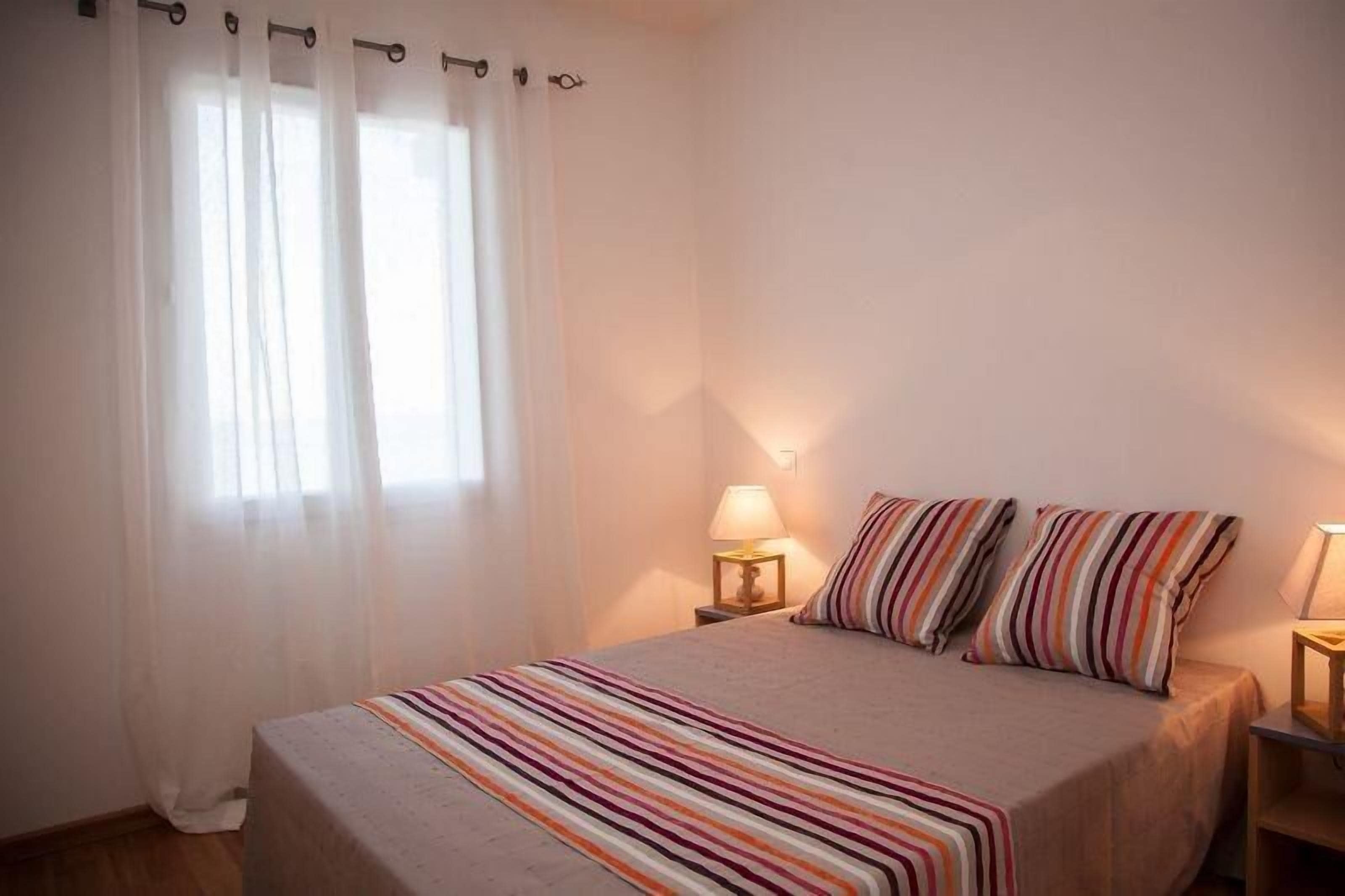 Chambres insonorisées, Wi-Fi gratuit, draps fournis