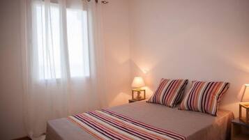 Chambres insonorisées, Wi-Fi gratuit, draps fournis