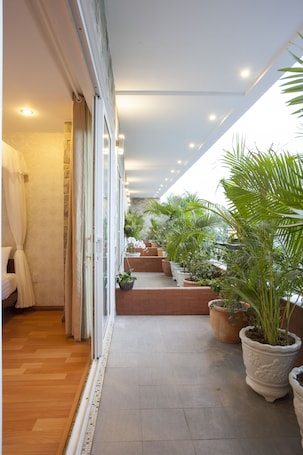Balcony. Anh Dao Mekong 2 Hotel