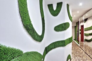 Hallway - Suite Paradise (Rome)