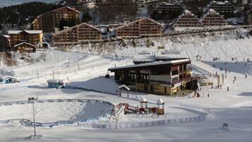 Snow and ski sports