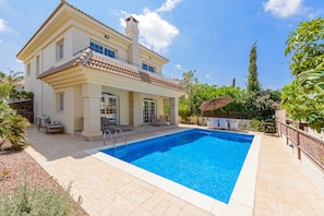 Pool - Villa Alex (Paralimni)