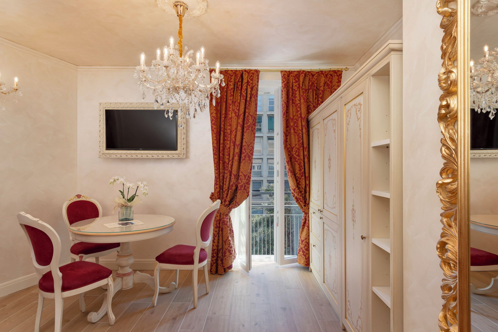 经典公寓 | 起居区 | 平板电视