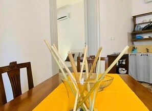 Comfort Apartment | Desk, laptop workspace, free WiFi - Angelo Apartments & Rooms (Trapani)