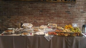 Buffet - Angelo Apartments & Rooms (Trapani)