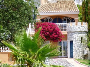 Villa Confort, 4 chambres | Façade de lâhĂ©bergement