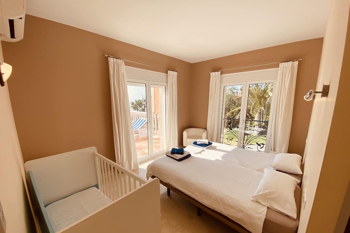Villa Deluxe, 5 chambres | 5 chambres, coffres-forts dans les chambres, décoration personnalisée