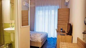 Minibar, desk, soundproofing, WiFi (free) - B&B Emme (Messina)