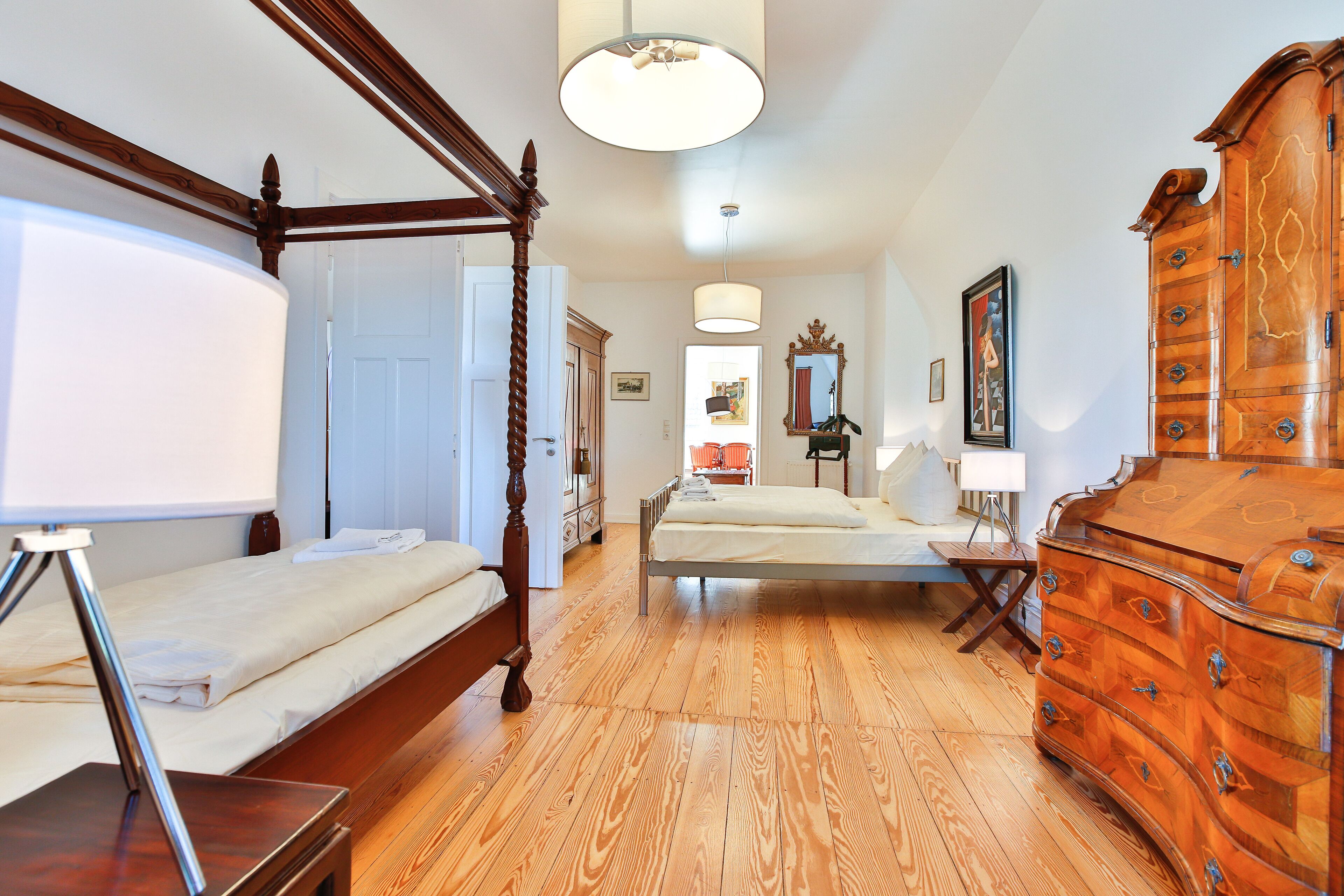 apartment antoinette, 2 bedrooms, final cleaning fee 50€ (an der untertrave 50) | 1 bedroom, individually decorated, individually furnished, soundproofing