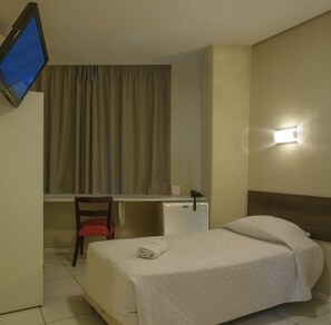 Singola Deluxe | Mini frigorifero