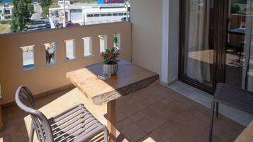 Standard Double Room, Sea View | 1 bedroom, blackout drapes, cribs (free), WiFi (free)