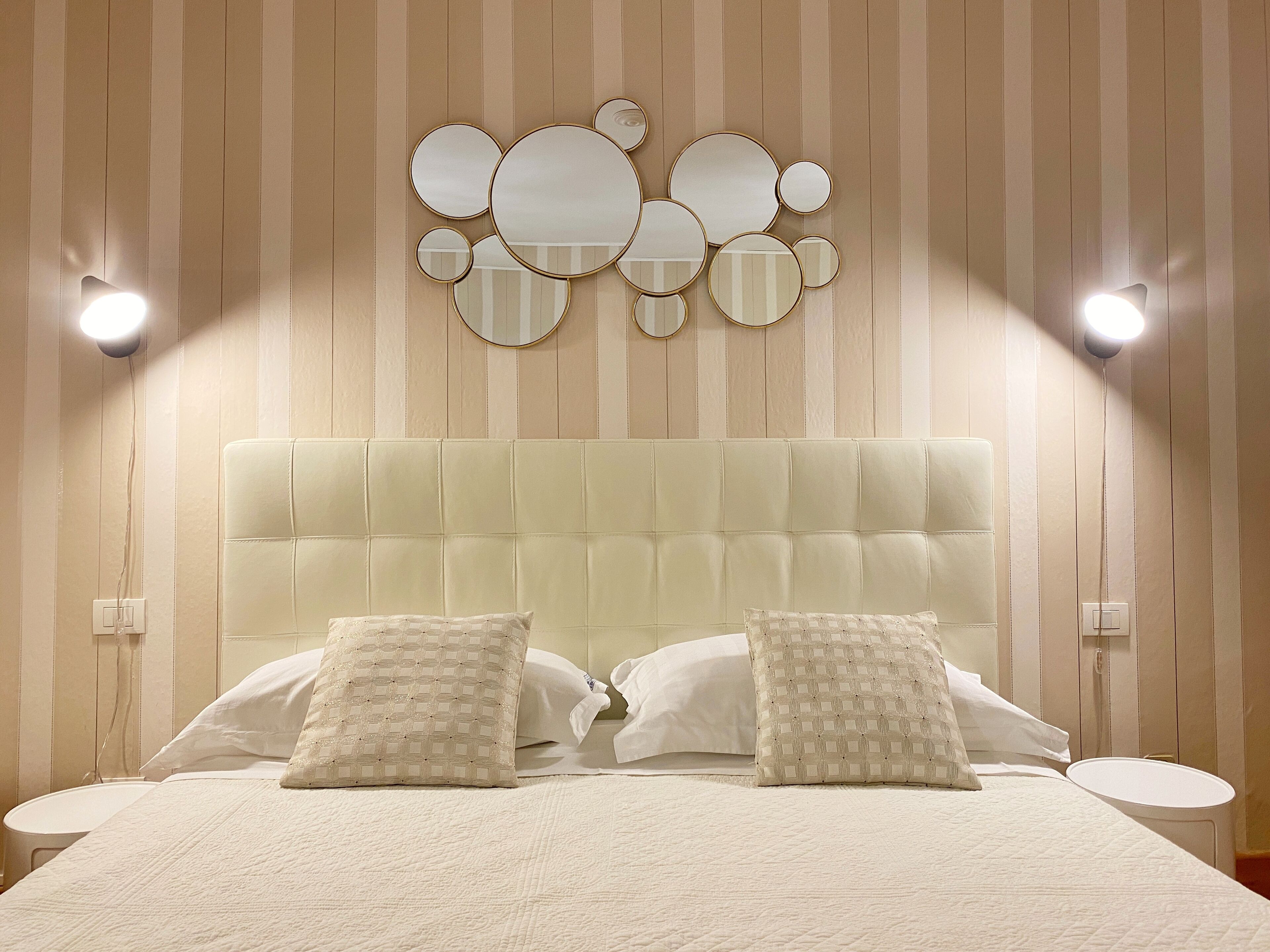 Deluxe Quadruple Room, 1 Bedroom, Private Bathroom | Premium bedding, minibar, desk, free WiFi